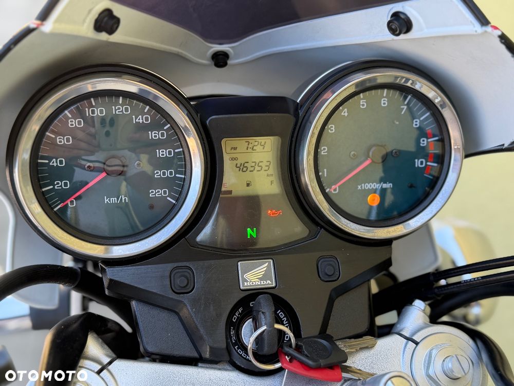 Honda CB - 38