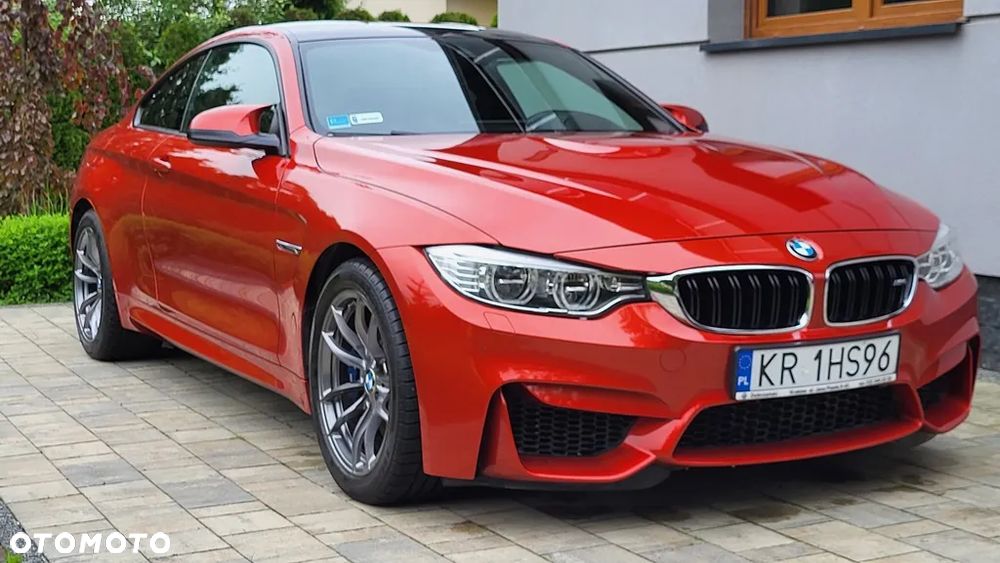 BMW M4 Standard - 34