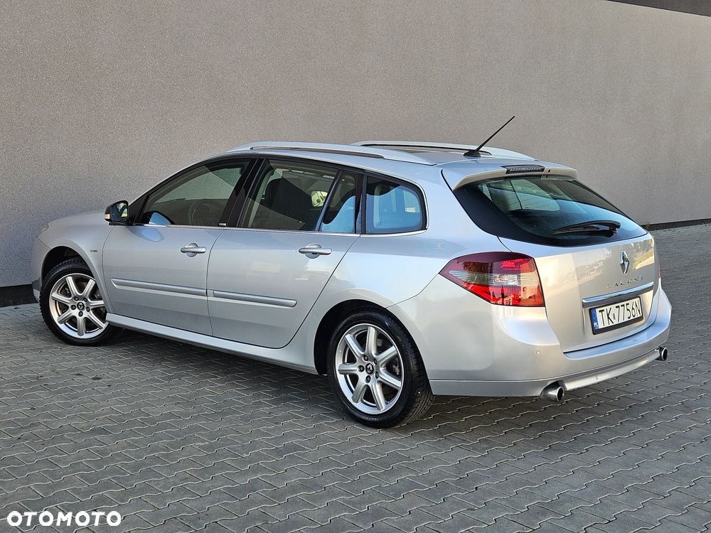 Renault Laguna dCi 150 FAP Bose - 21