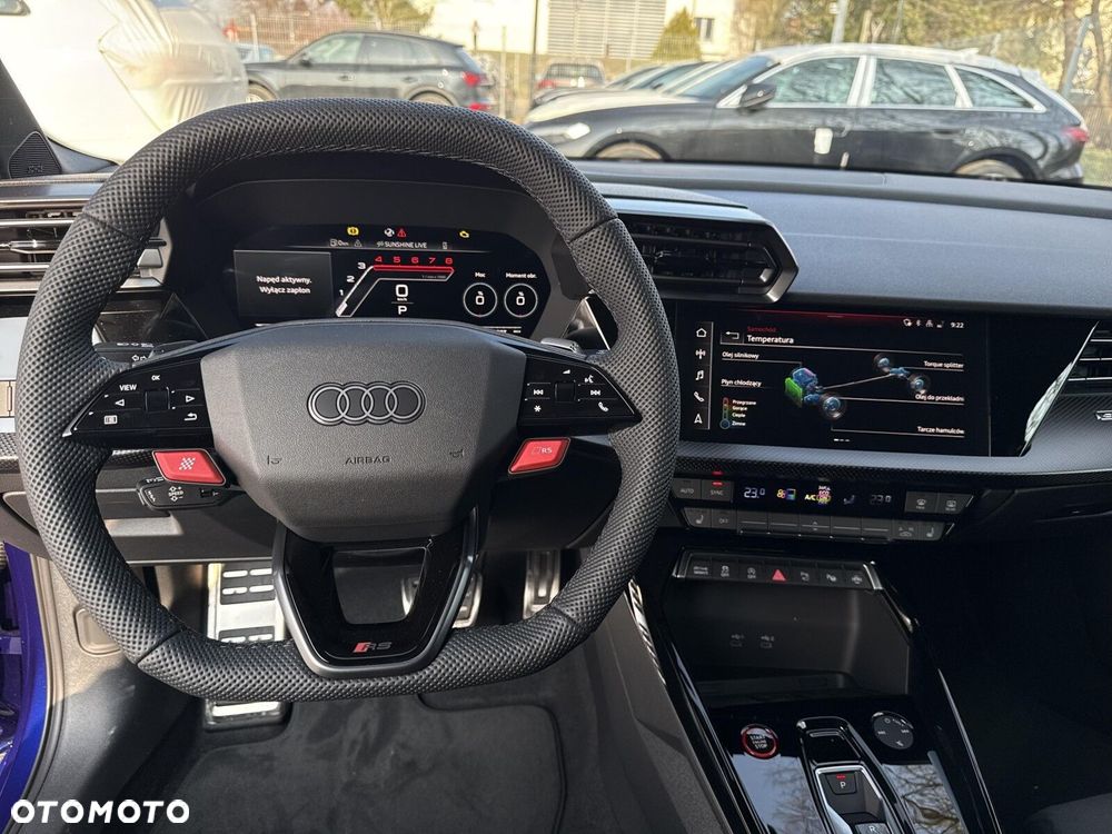 Audi RS3 Limousine - 13