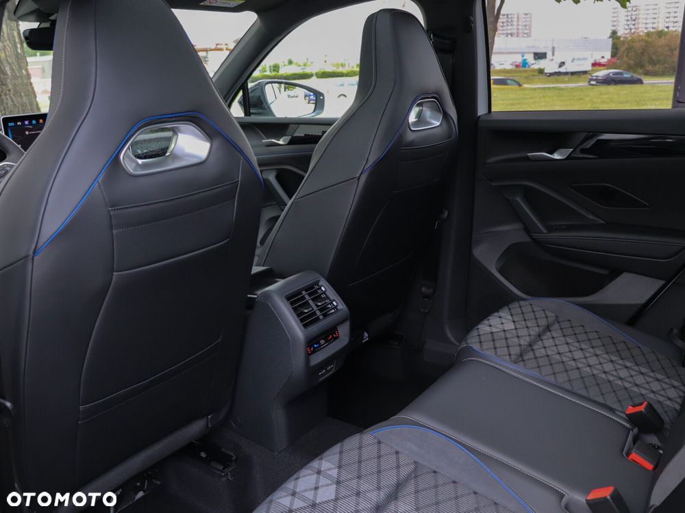 Volkswagen Tiguan - 23