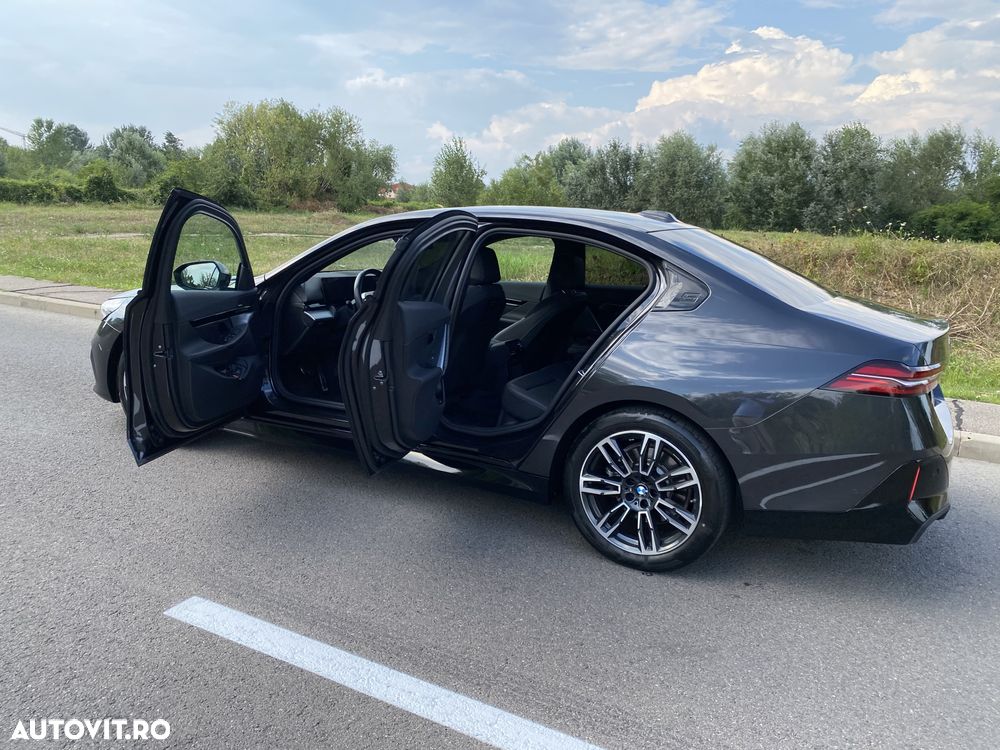BMW Seria 5 520d xDrive AT MHEV - 8