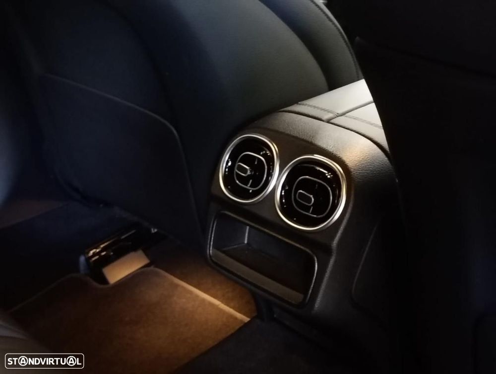 Mercedes-Benz C 300 e AMG Line — fotografia 24
