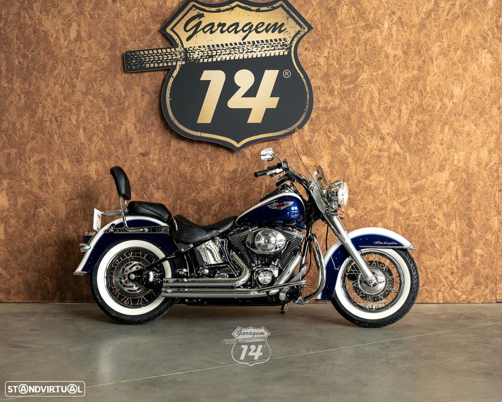 Harley-Davidson FLST Softail Deluxe - 2