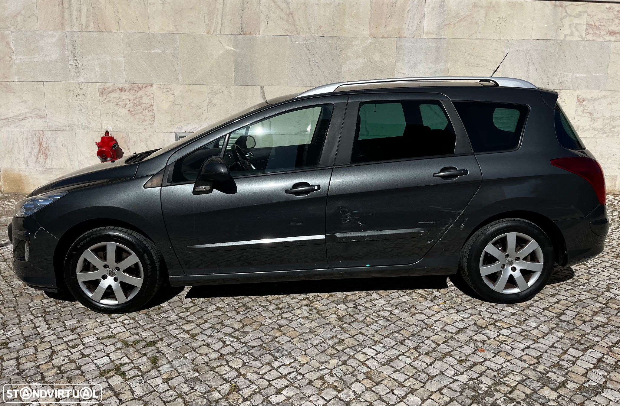 Peugeot 308 SW 1.6 HDi Executive CVM6 - 21
