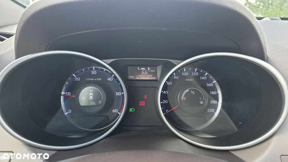Hyundai ix35 - 16