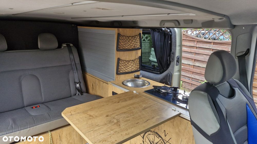 Opel Vivaro - 8