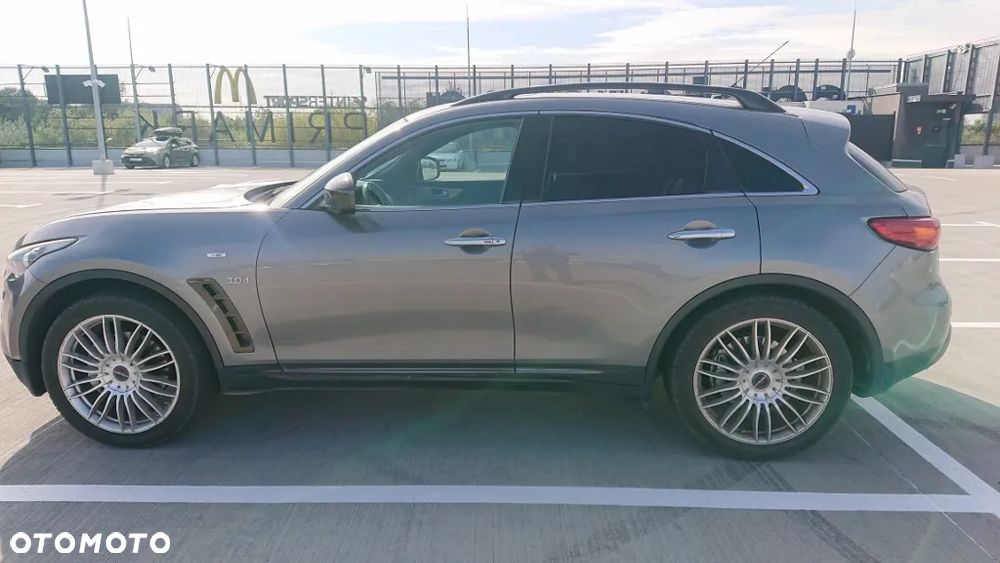 Infiniti QX70 3.0d S Premium - 5
