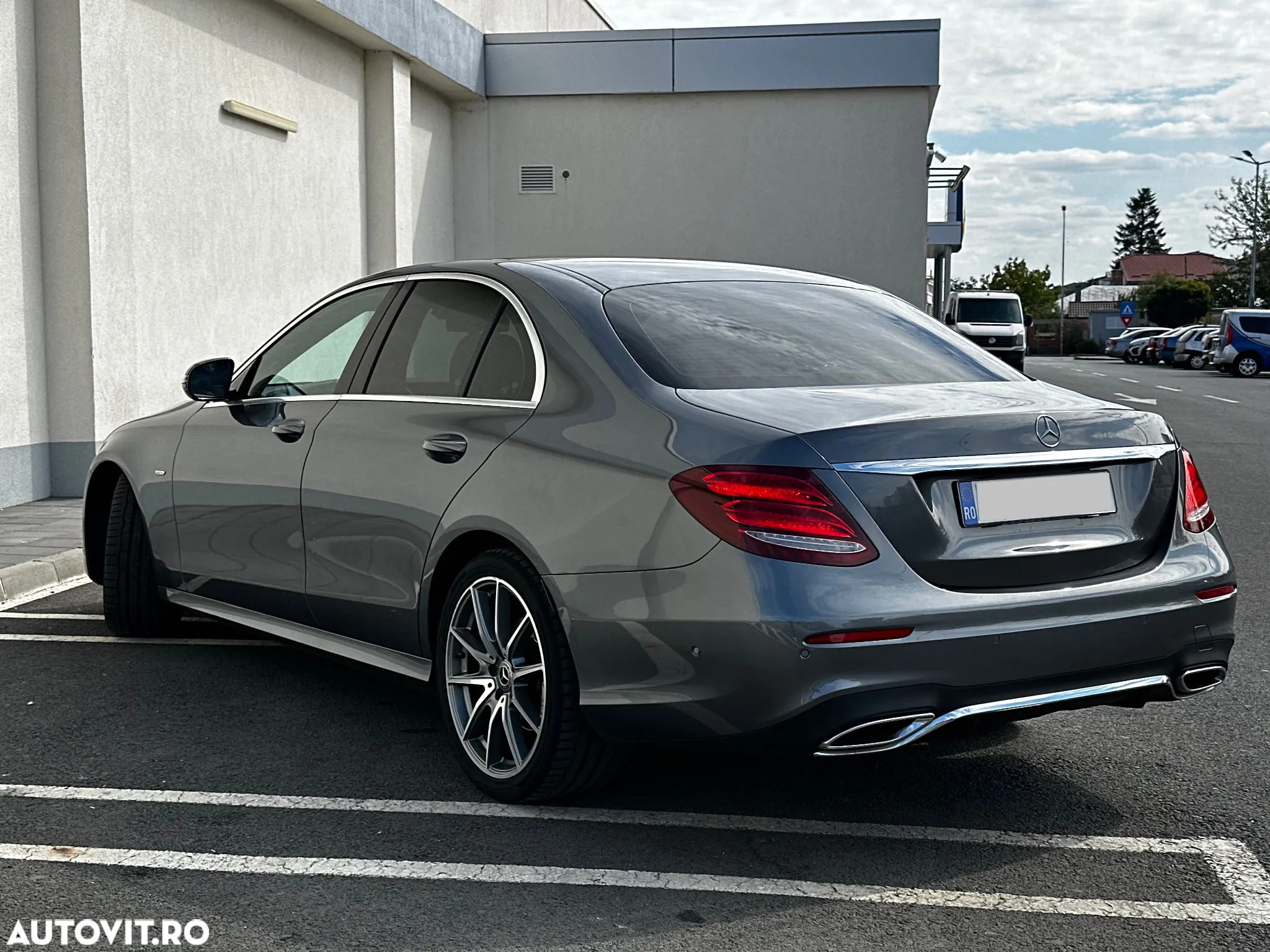 Mercedes-Benz E - 3