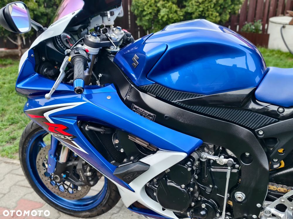 Suzuki GSX-R - 22