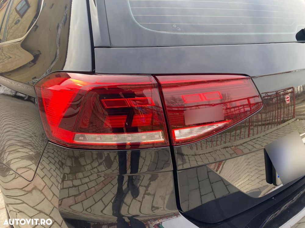 Volkswagen Passat - 4