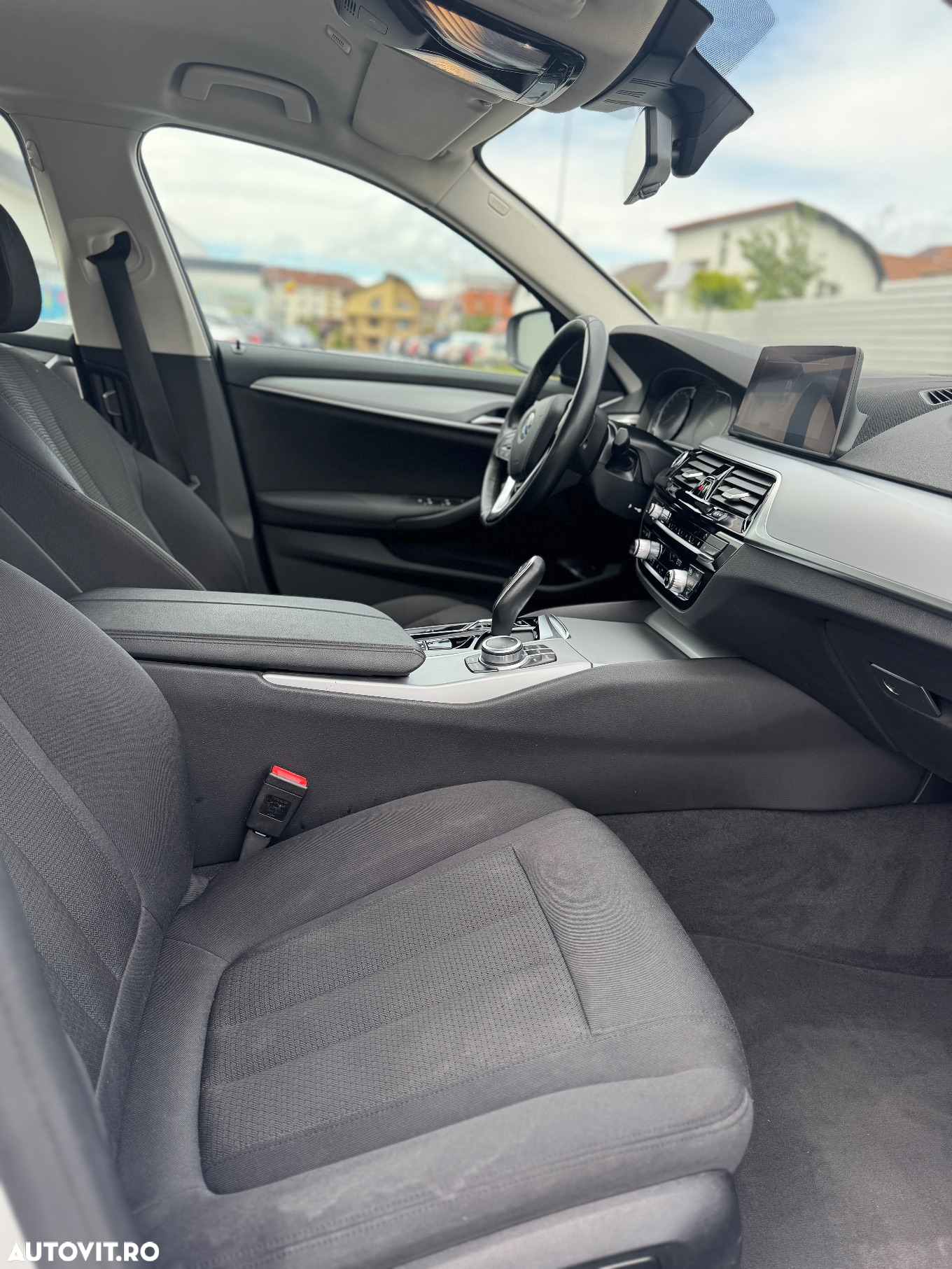 BMW Seria 5 520d Efficient Dynamics Edition Aut. - 16