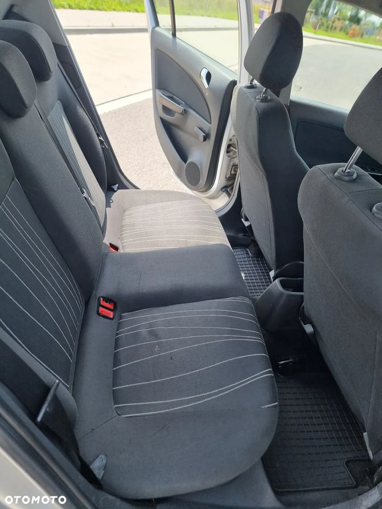 Opel Corsa 1.2 16V Color Edition - 9