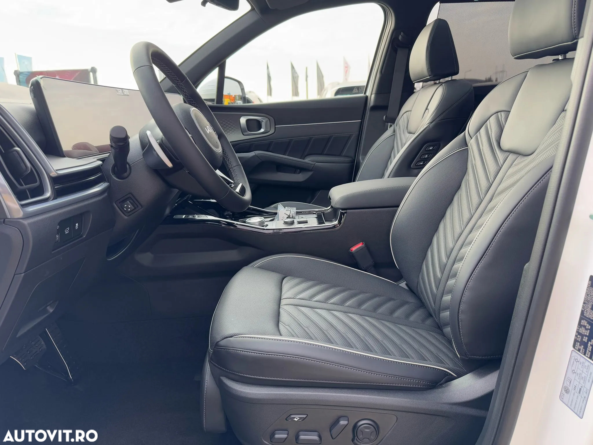 Kia Sorento 1.6 T-GDI HEV 6AT 4x4 7P Premium+ - 10