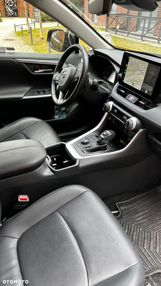 Toyota RAV4 - 2