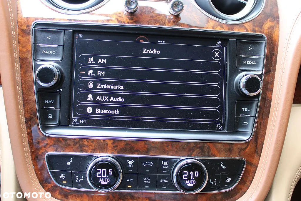 Bentley Bentayga W12 - 37