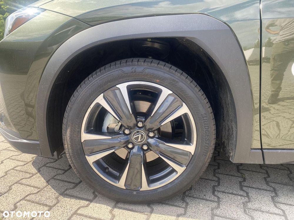 Lexus UX - 20