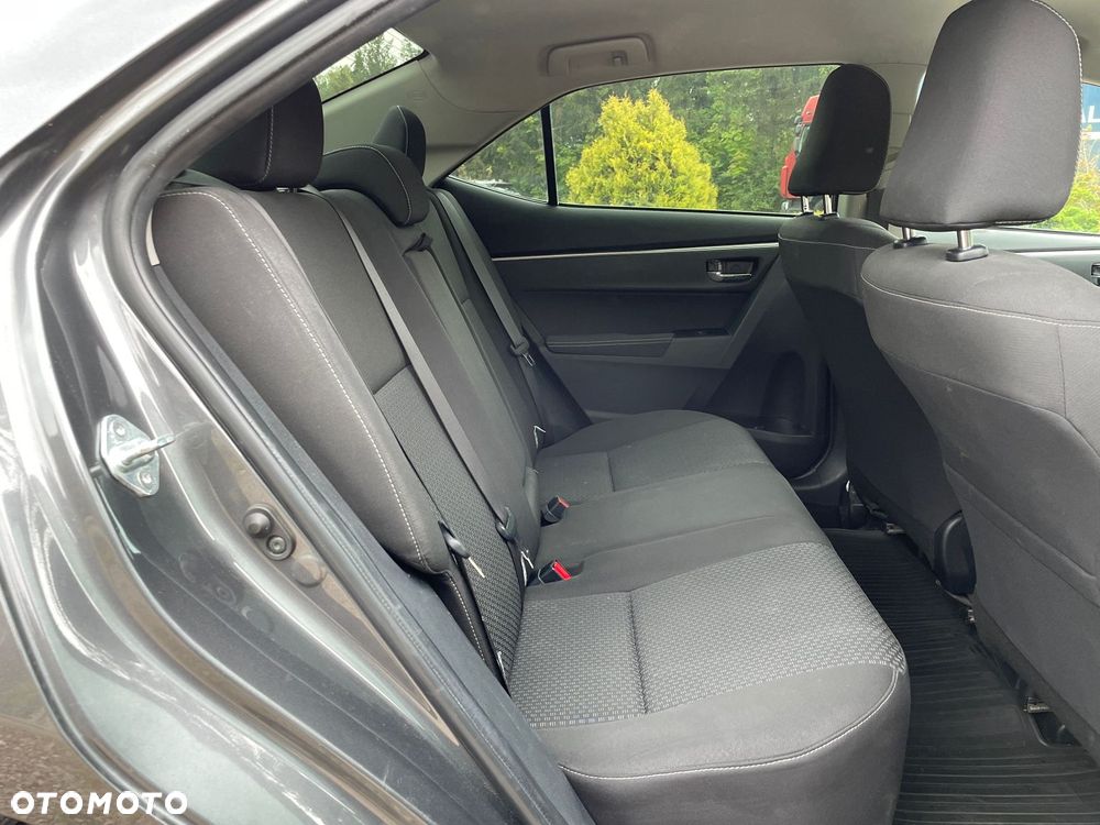 Toyota Corolla 1.6 Premium - 8