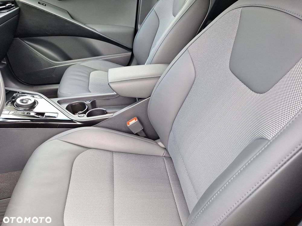 Kia Niro - 13