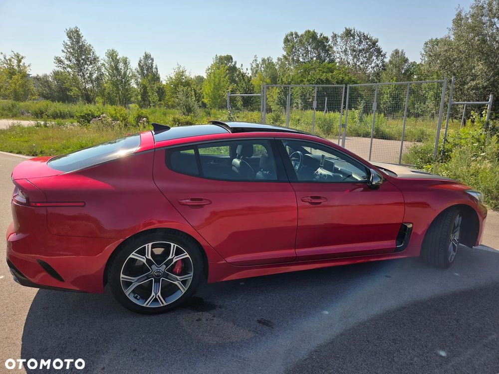 Kia Stinger 3.3 T-GDI V6 GT AWD - 14