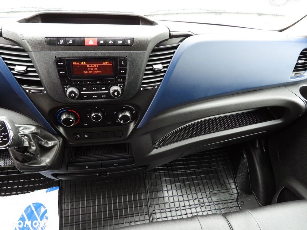 Iveco DAILY 35S14 FURGON CHŁODNIA -10*C ZASILANIE 230V TEMPOMAT AUTOMAT HI-MATIC KLIMATYZACJA  140KM - 36