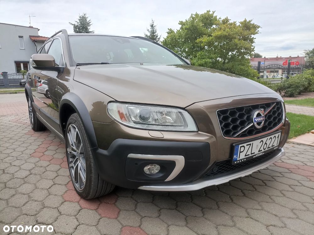 Volvo XC 70 - 1