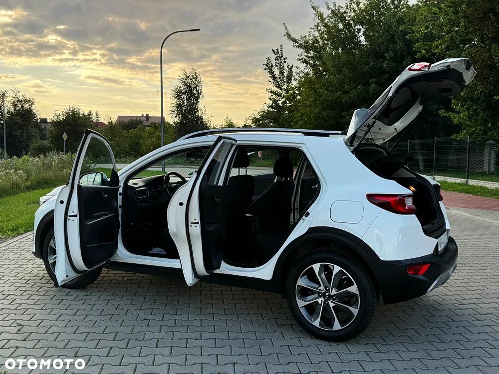 Kia Stonic 1.4 L - 17