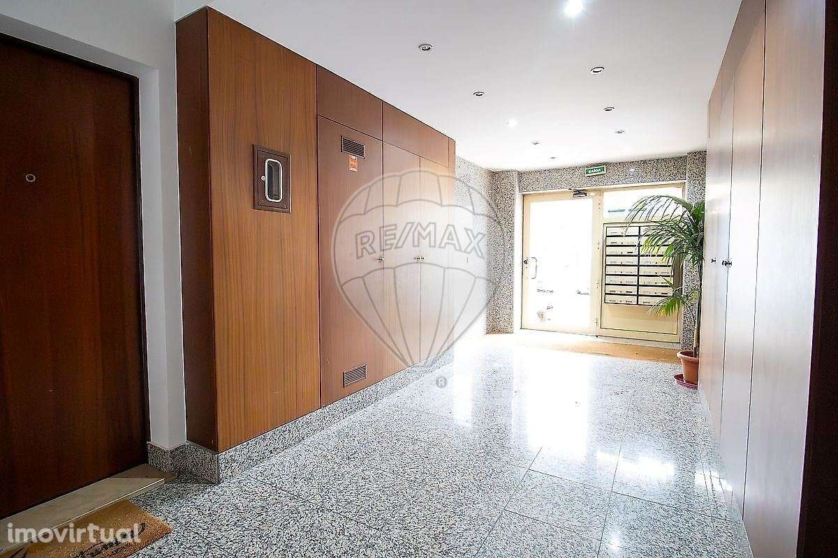 Apartamento T4 no Bairro de São Miguel, Eiras  Conforto e Excelente... - Grande imagem: 5/15