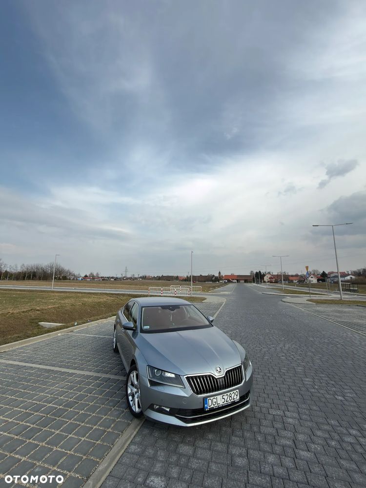 Skoda Superb 2.0 TSI 4x4 Style DSG - 1