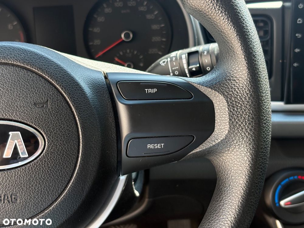 Kia Rio 1.2 M - 18