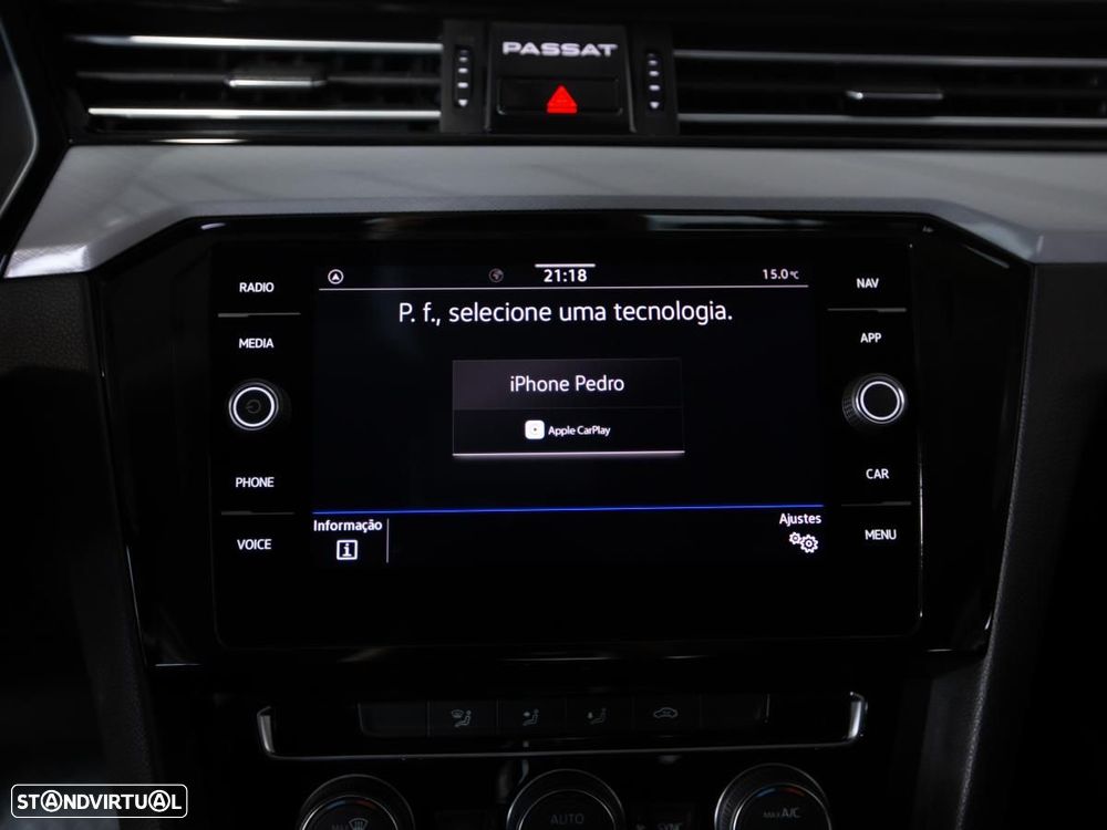 VW Passat 1.6 TDI Business DSG - 23