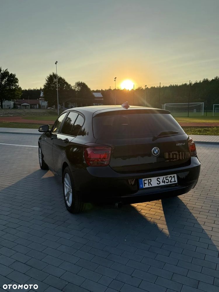 BMW Seria 1 120d - 5
