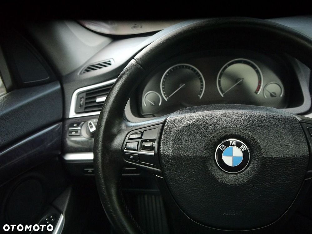 BMW 5GT - 20