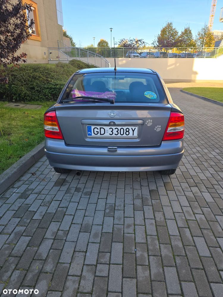 Opel Astra II 1.4 Comfort / Cool - 4