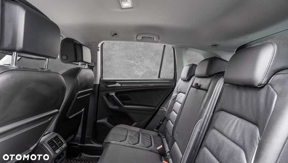 Volkswagen Tiguan 2.0 TDI SCR DSG R-Line - 24