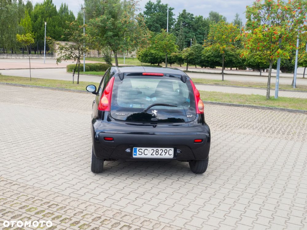 Peugeot 107 1.0 Trendy - 8
