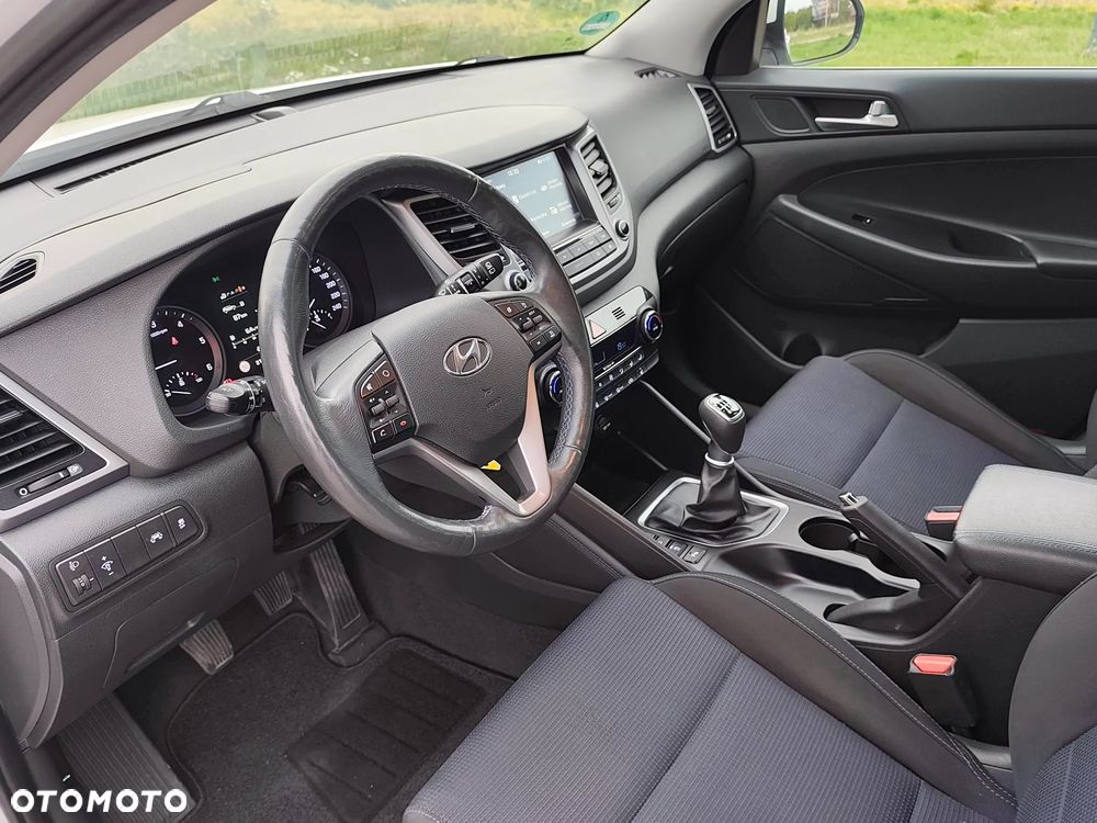 Hyundai Tucson blue 1.7 CRDi 2WD Advantage - 5