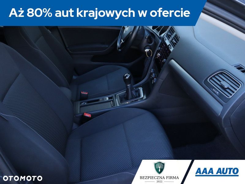 Volkswagen Golf Variant - 10