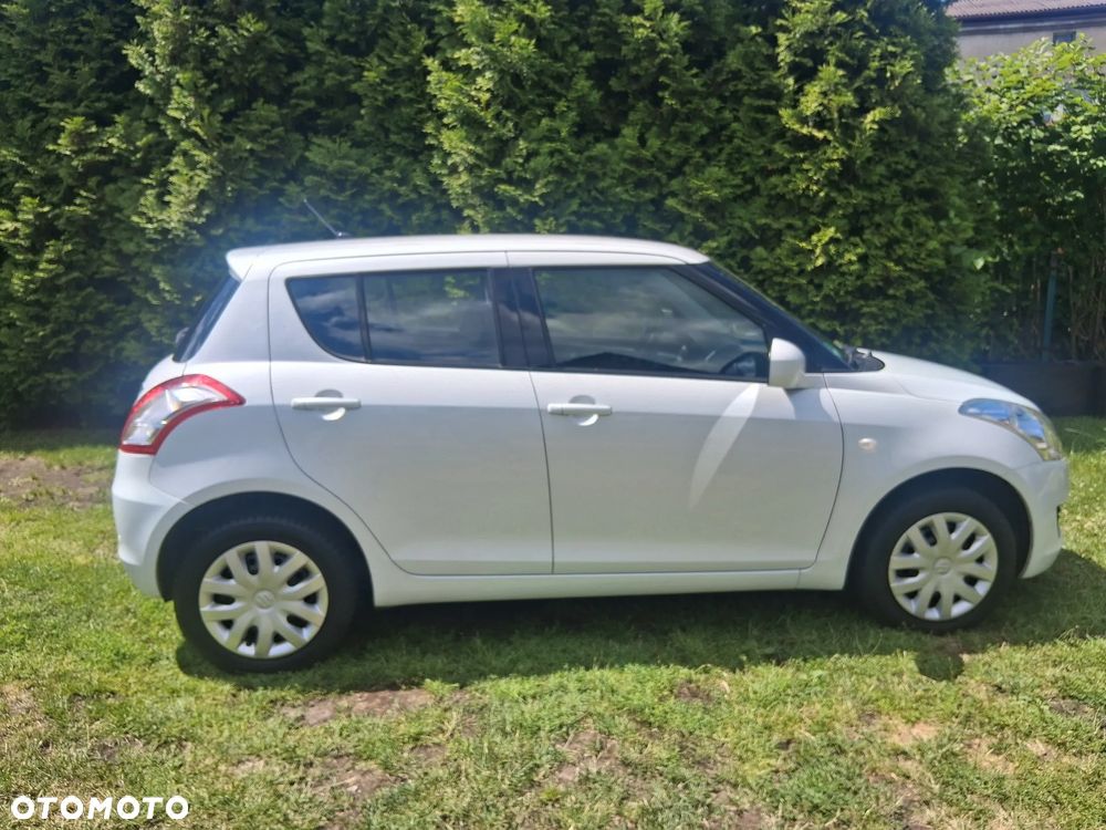 Suzuki Swift - 5
