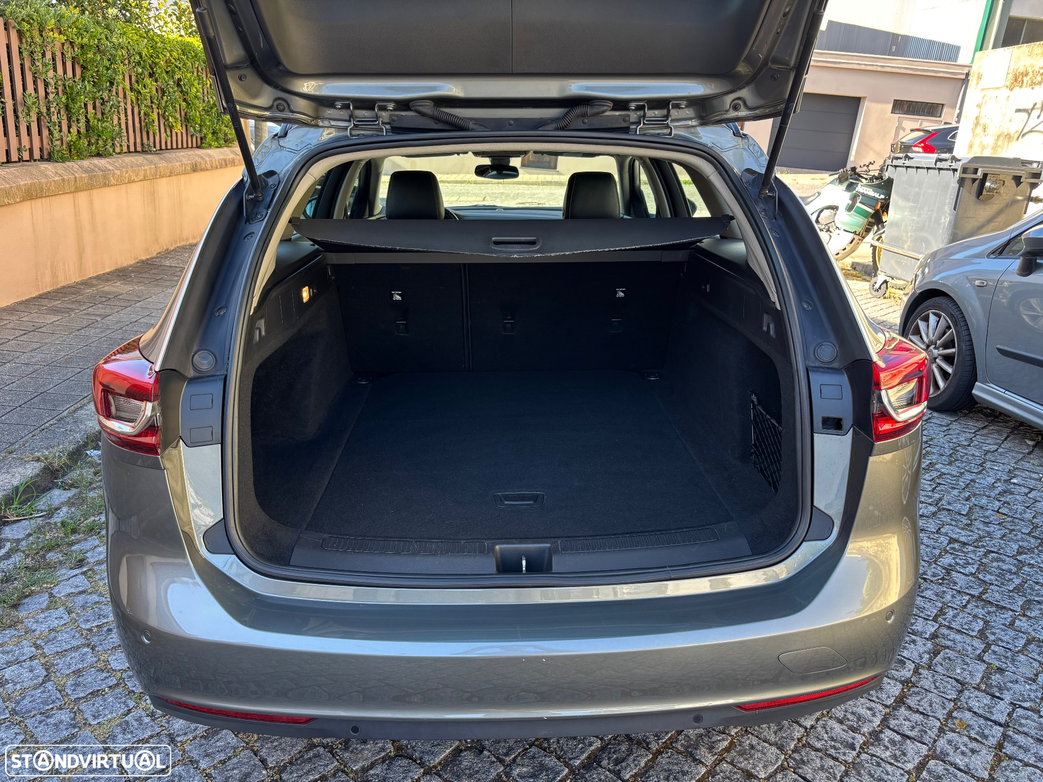Opel Insignia Sports Tourer 1.6 CDTi Edition - 23