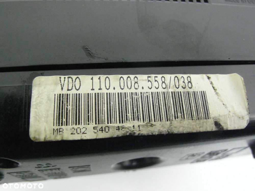 LICZNIK MERCEDES W202 C 220 2025404811 87001311 88311224 - 2