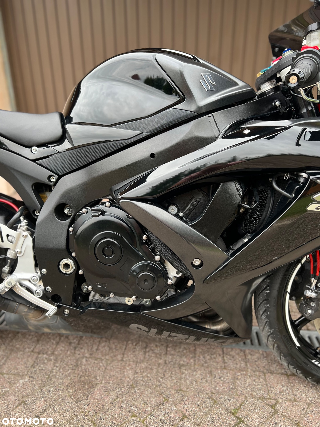 Suzuki GSX-R - 11