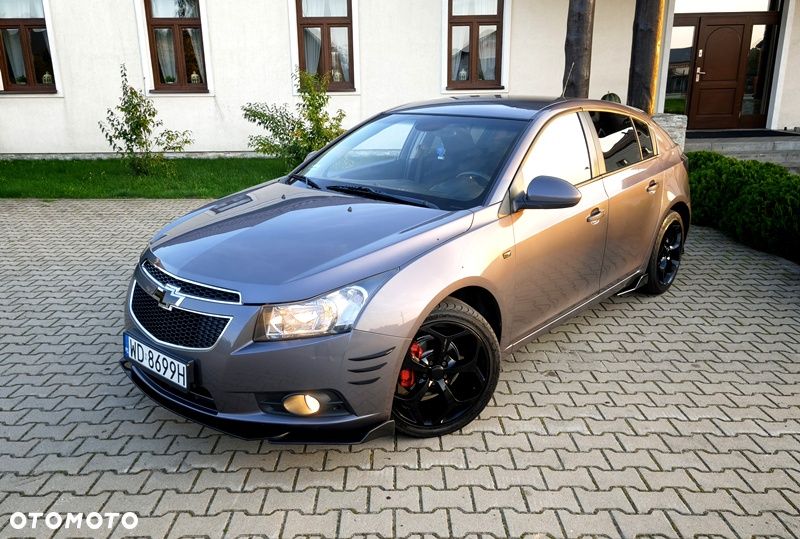 Chevrolet Cruze - 13