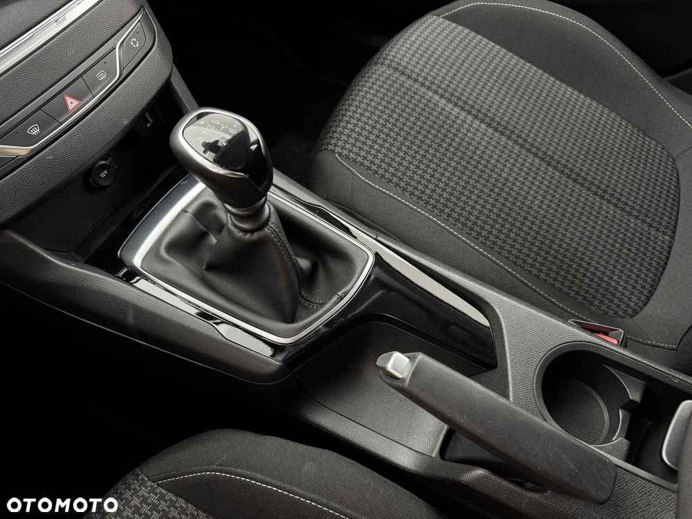 Peugeot 308 1.2 PureTech GPF Active Pack Business S&S - 26
