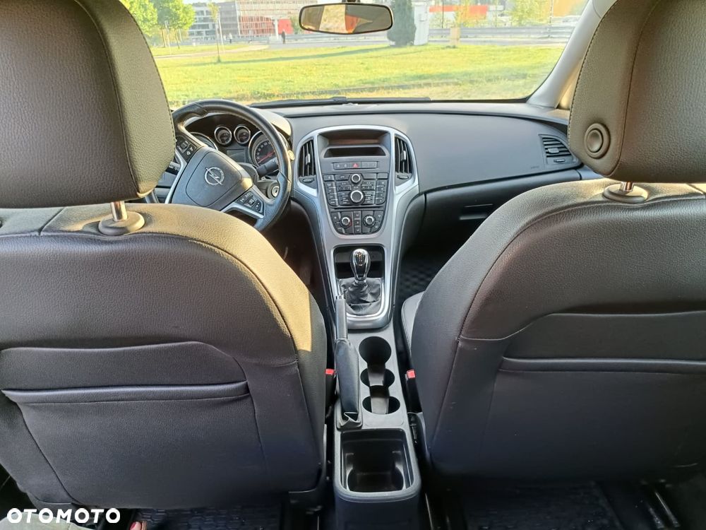 Opel Astra 1.6 EU6 - 11