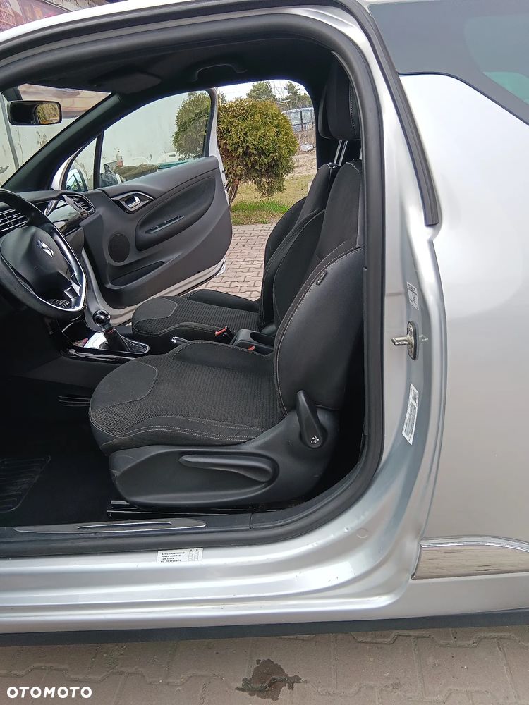 Citroën DS3 HDi 90 FAP SoChic - 8