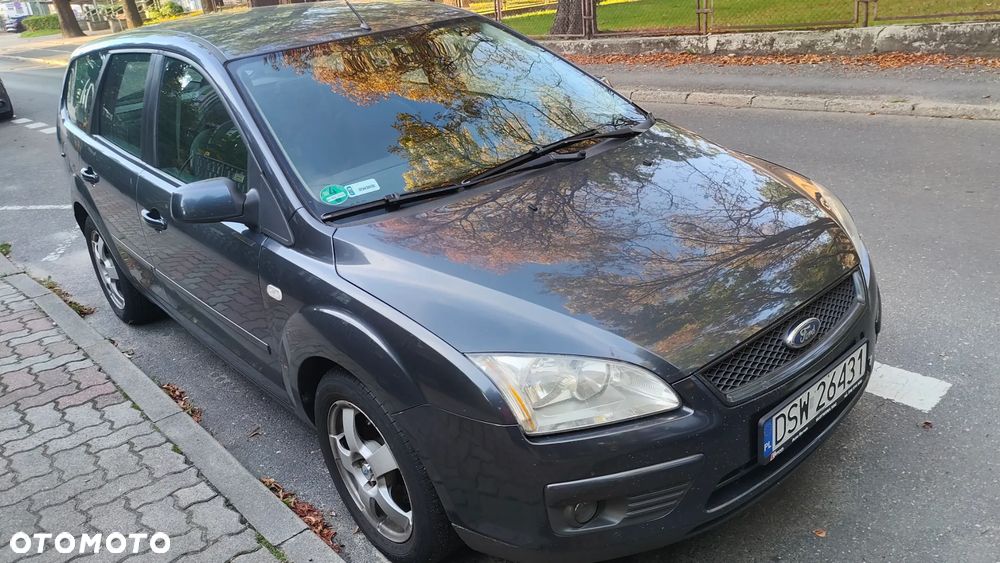 Ford Focus 1.6 TDCi Ambiente DPF - 2