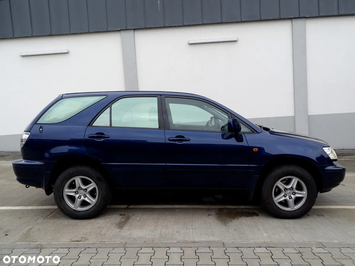 Lexus RX 300 Lux - 4