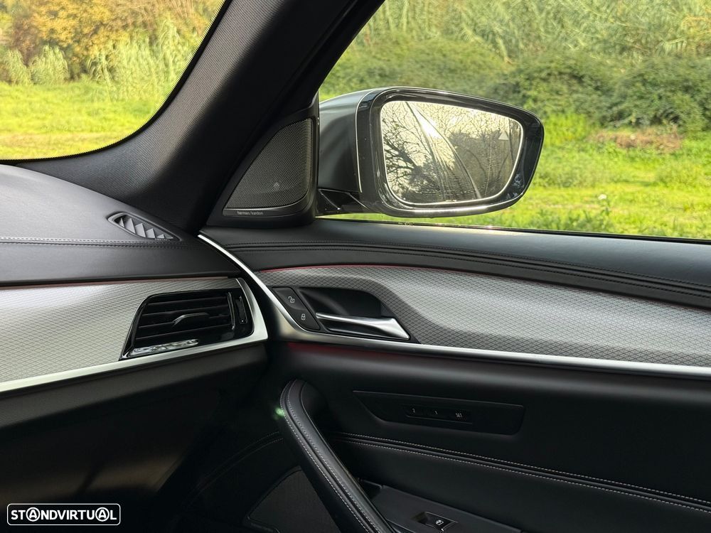 BMW M550d xDrive Auto - 9