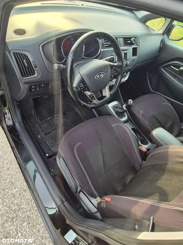 Kia Rio 1.4 crdi L - 12